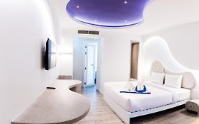 เอวาธารารีสอร์ท